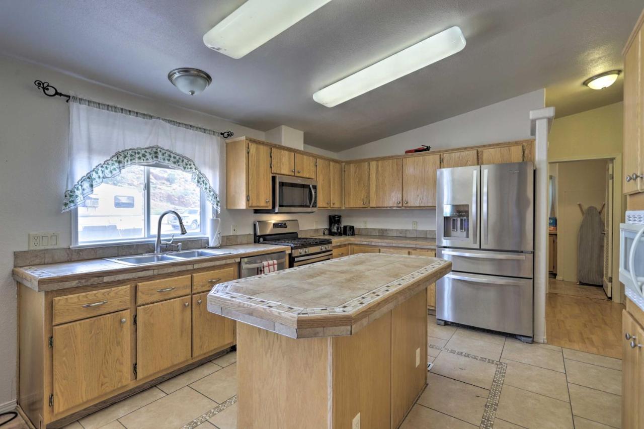 Red Rock Rambler Moab Home With Hot Tub And Views! Exterior foto
